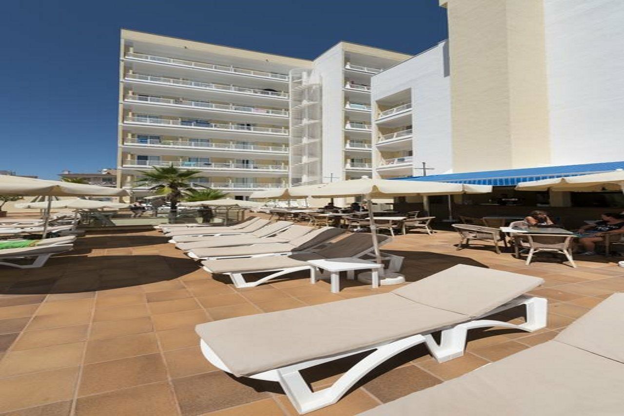 O7 Nordeste Playa Can Picafort  Exterior foto